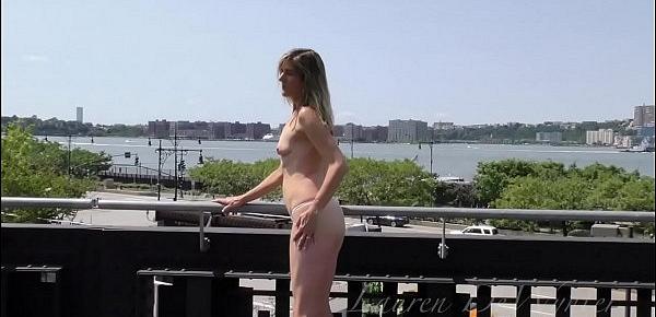 Naked in New York City